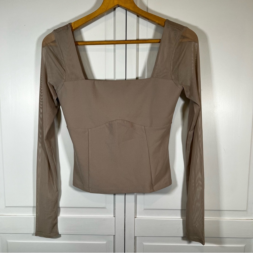 Abercrombie & Fitch | NWT | Women’s | Long Sleeve | Crepe Square Neck | Top | M